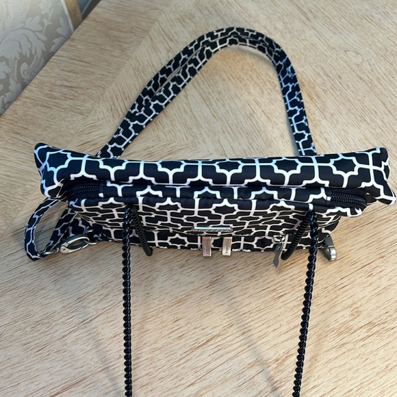 Baggalini Crossbody With Front Wallet - Picture 4 of 12